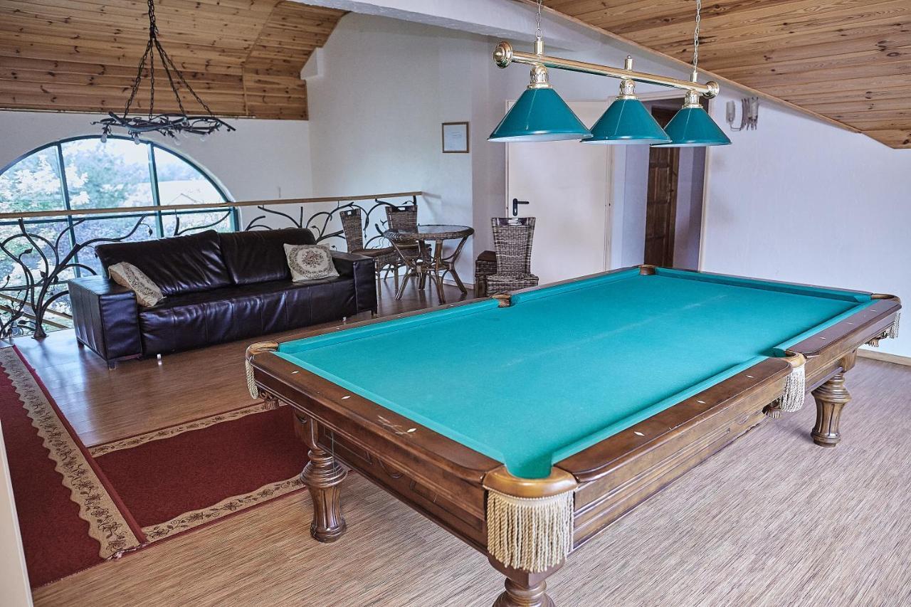 Bed and Breakfast Karczma Biesiadna Dalnia Экстерьер фото
