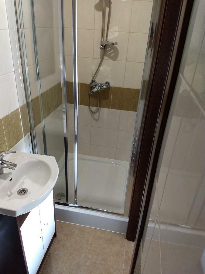 Bed and Breakfast Karczma Biesiadna Dalnia Экстерьер фото