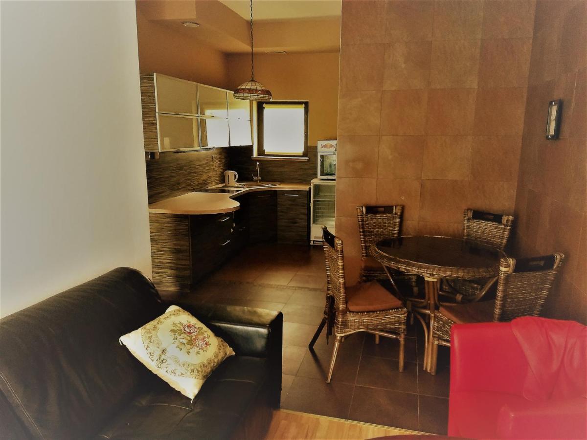 Bed and Breakfast Karczma Biesiadna Dalnia Экстерьер фото